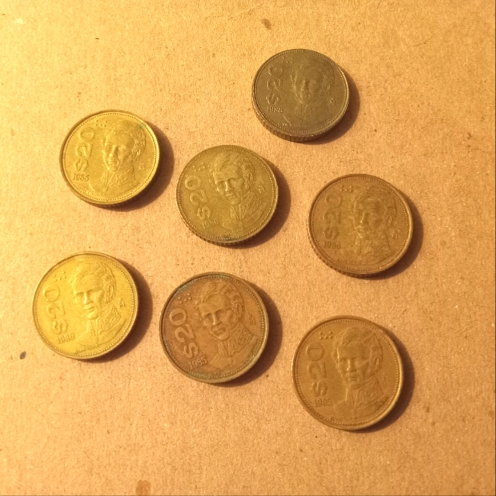 Guadalupe Victoria Vintage 1985 and 1988 20Pesos Coin Set